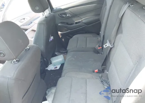 2019 Chevrolet Traverse Ls z USA, uszkodzony, nr VIN 1GNERFKW2KJ279570